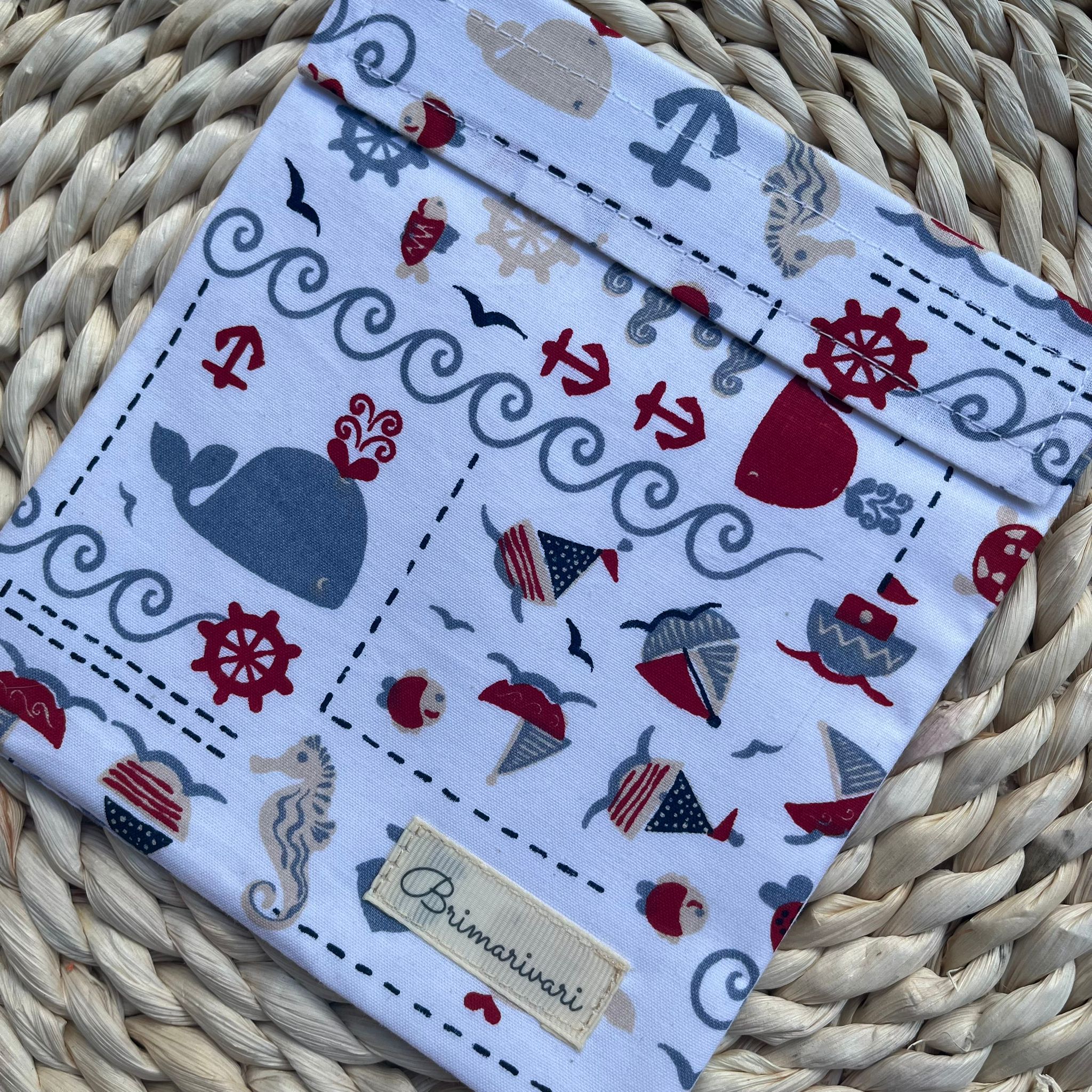 Uzsis tasak - bálnás