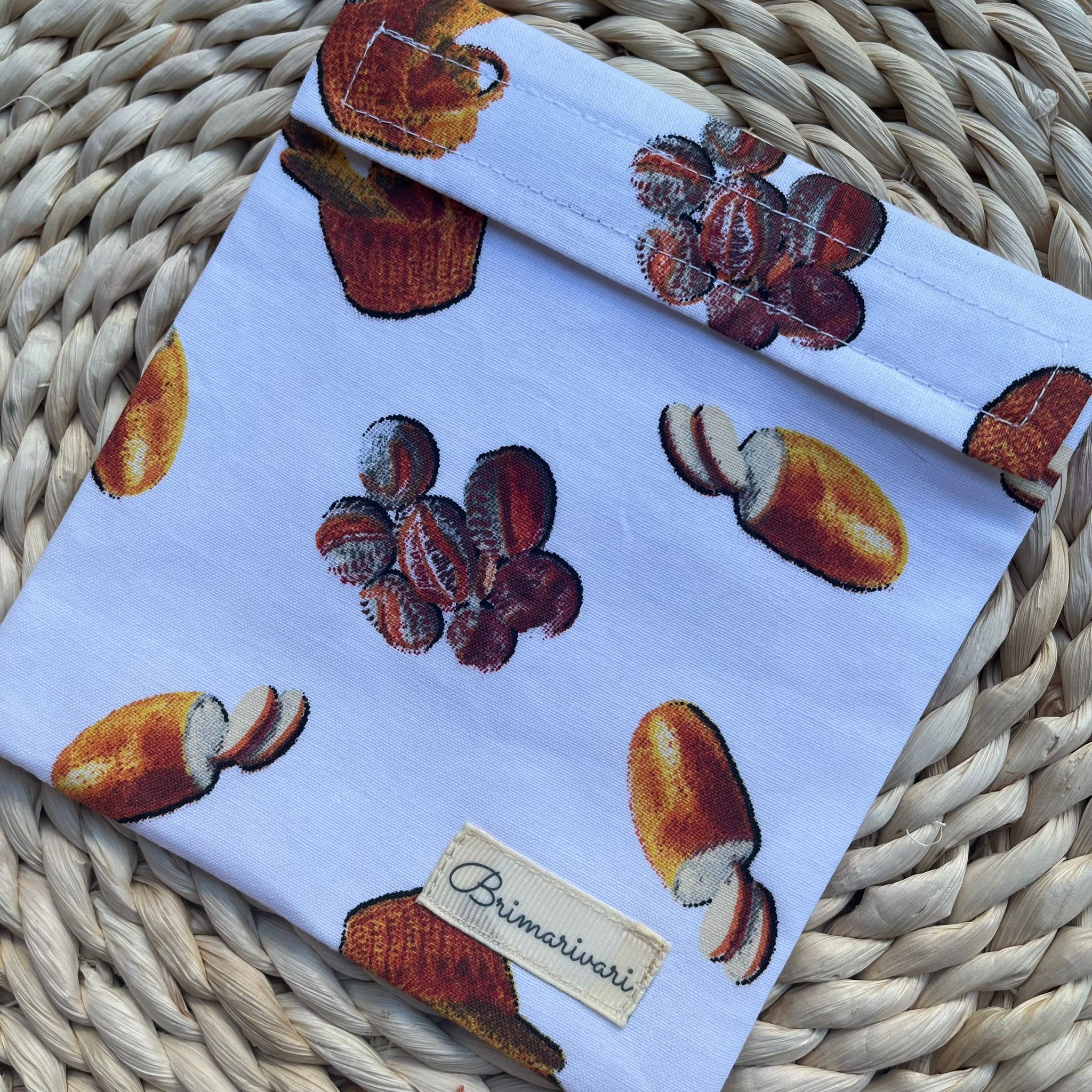 Uzsis tasak - kenyeres