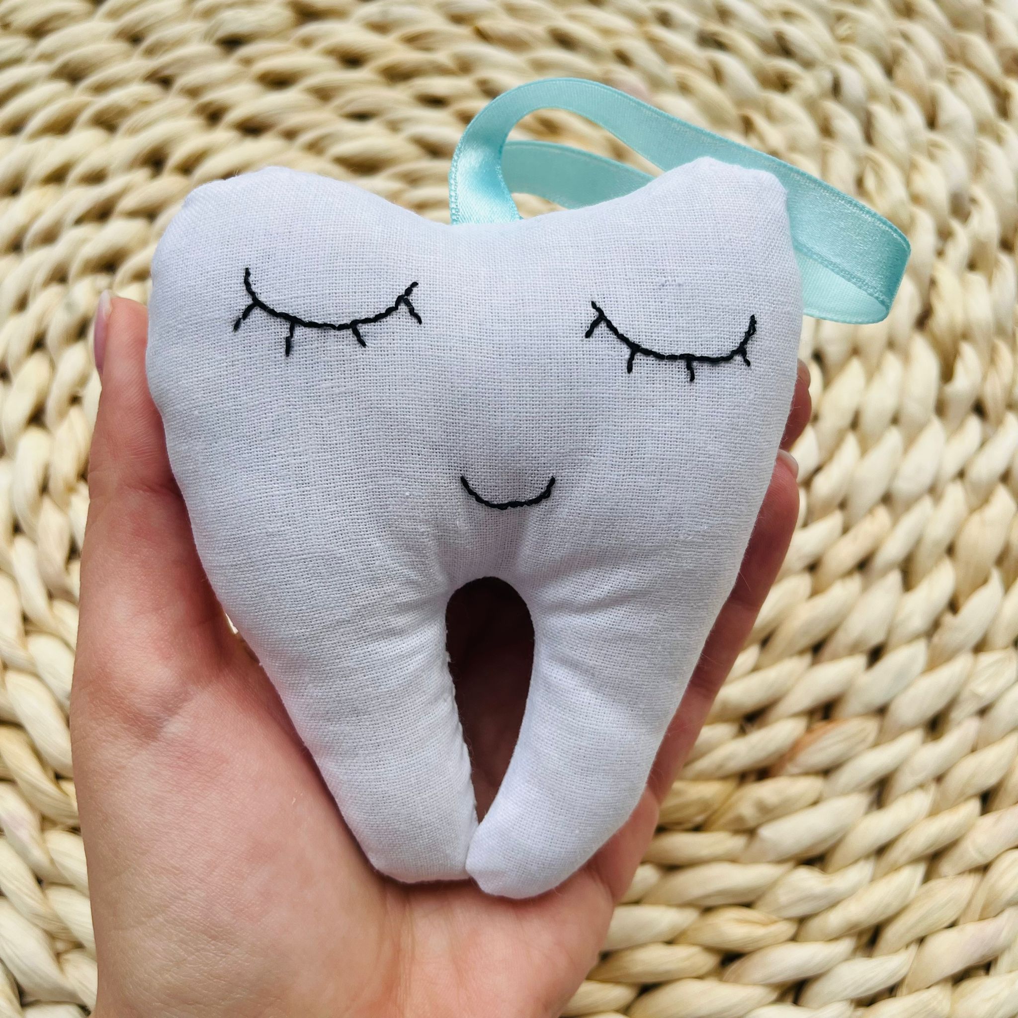 A Fogtündér segédje - plüss fogacska - 3