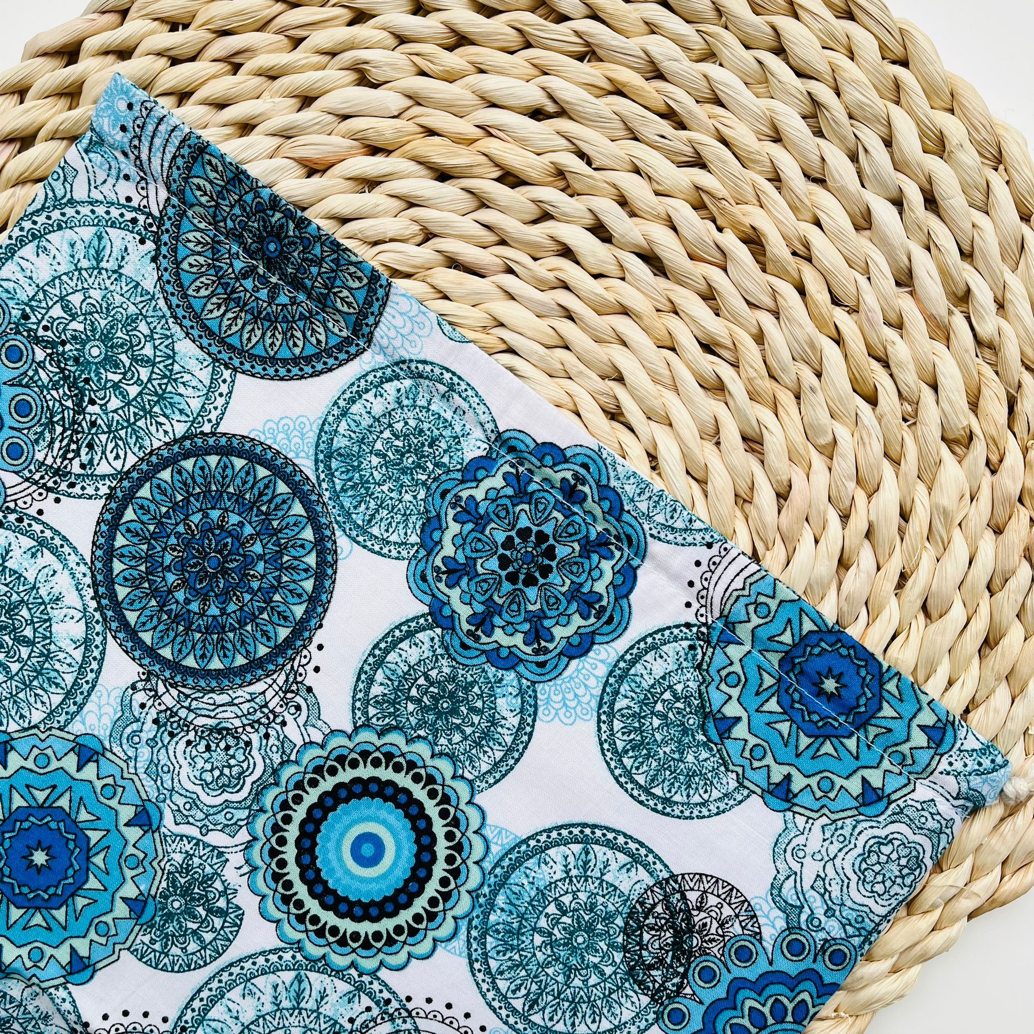 Kenyeres zsák - kék mandalás (30x45cm)
