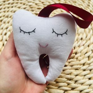 A Fogtündér segédje - plüss fogacska - 8