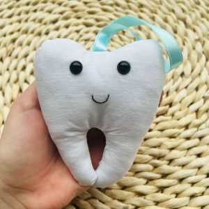 A Fogtündér segédje - plüss fogacska - 9