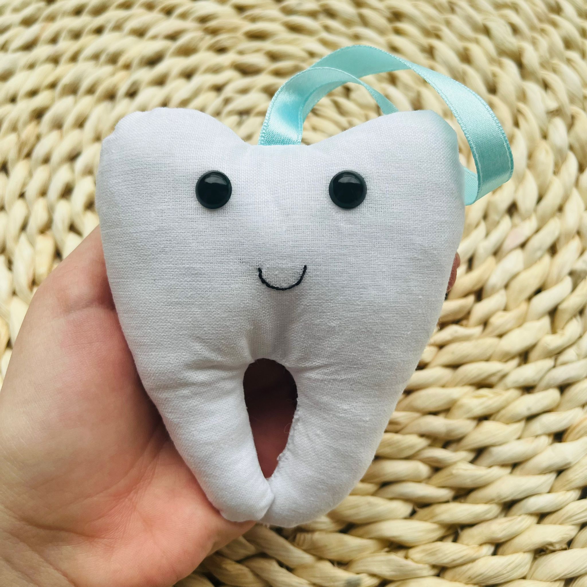 A Fogtündér segédje - plüss fogacska - 9