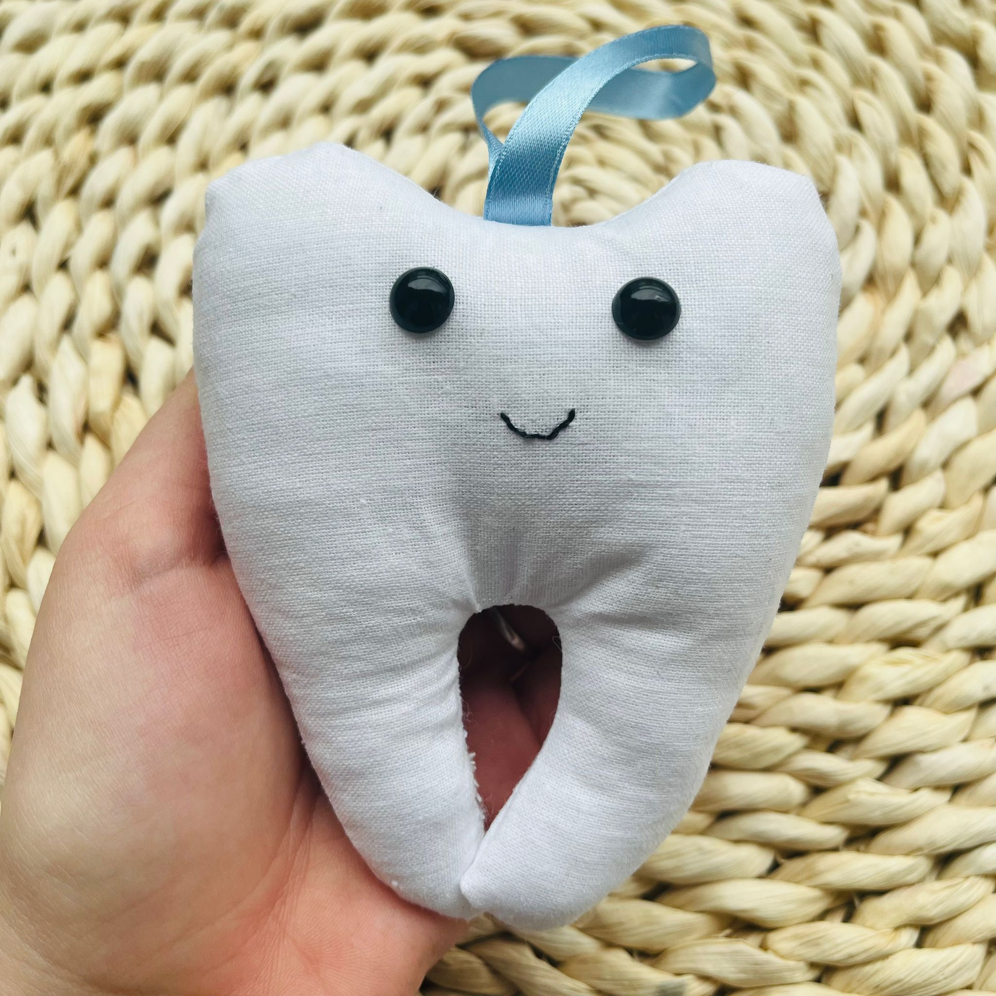 A Fogtündér segédje - plüss fogacska - 10